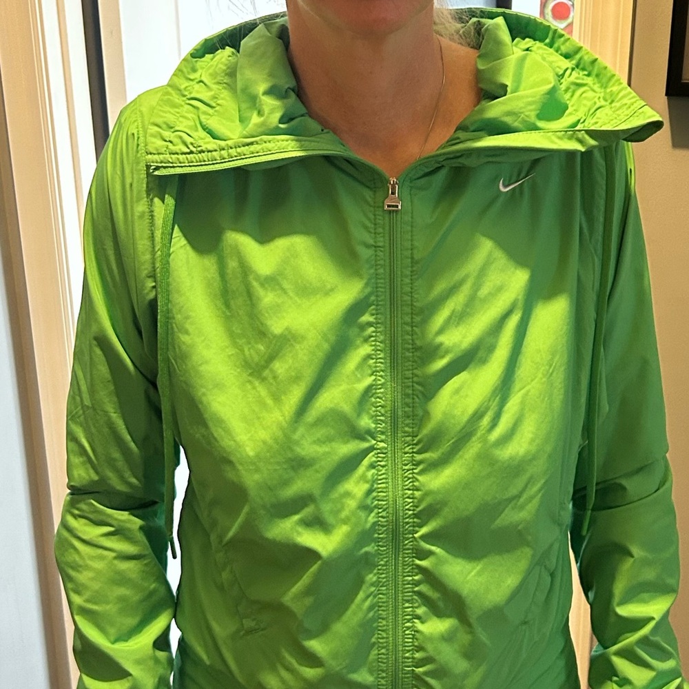 Nike Court Funnel Neck Women’s Green Windbreaker - Picture 9 of 9